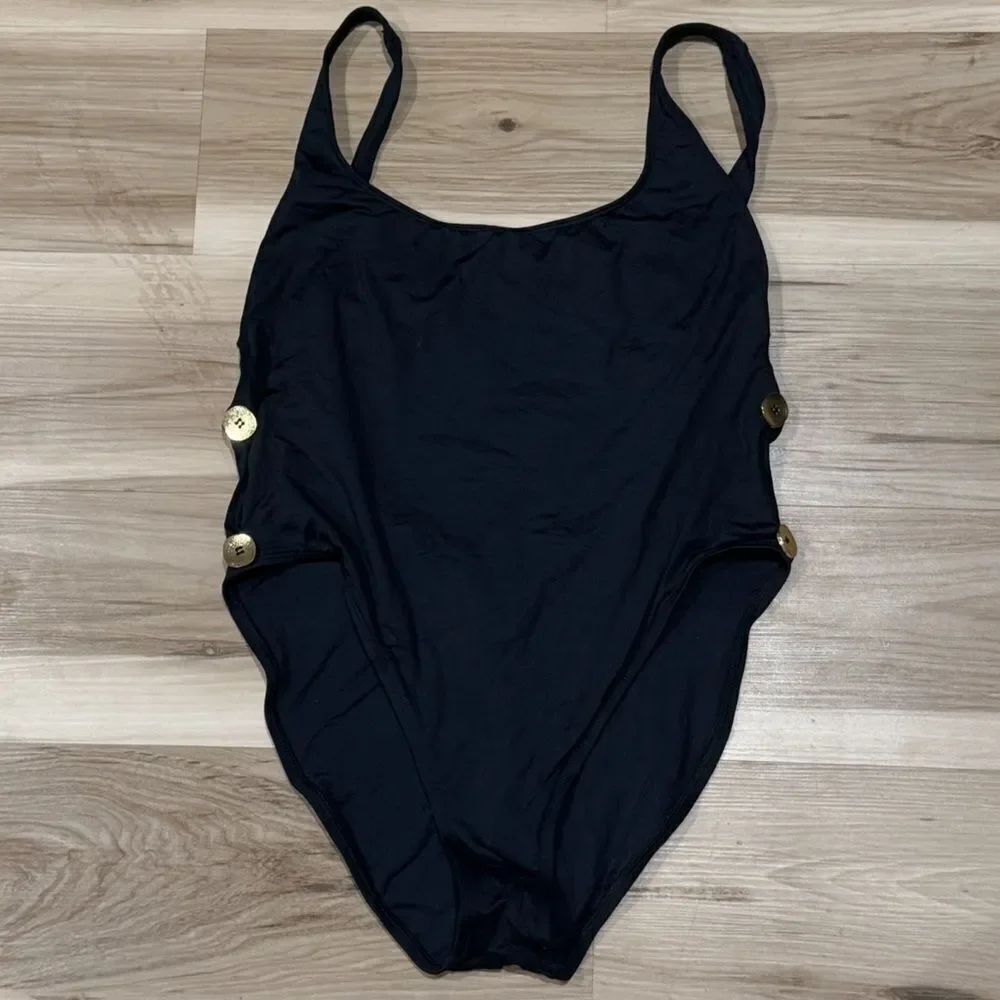 La Blanca Button Black Low Back One Piece Swimsuit Women’s 16